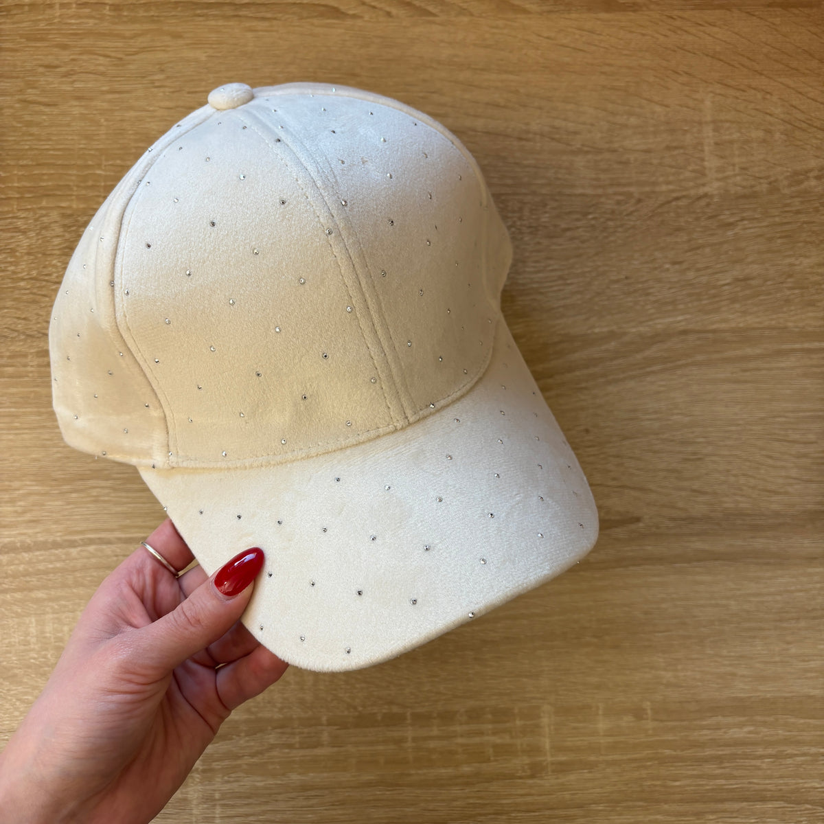 CAPPELLO BRILLANTINATO